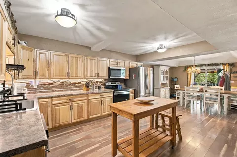 Kitchen - 1166 Mills Rd, Ozark, MO 65721 photo 2 of 2