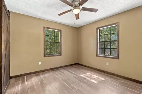 Bedroom - 1166 Mills Rd, Ozark, MO 65721 photo 2 of 3