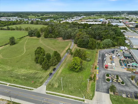 000 W Northview Rd, Nixa, MO 65714 photo 2