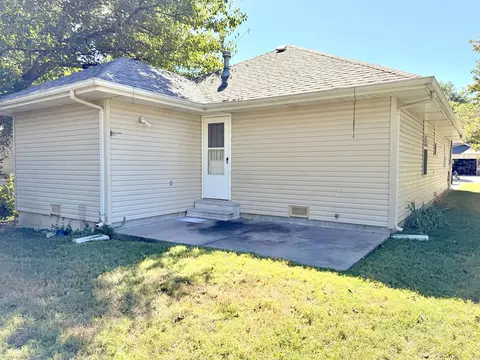 Exterior - 339 W Olive St, Republic, MO 65738 photo 3 of 3