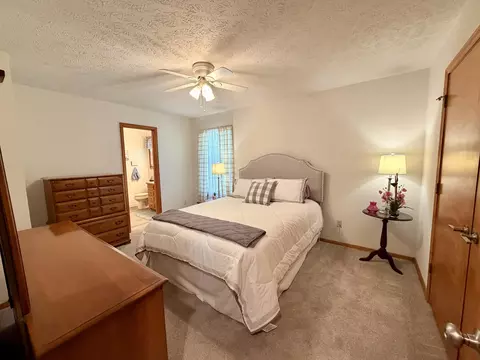 Bedroom - 339 W Olive St, Republic, MO 65738 photo 3 of 4