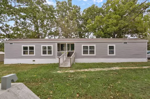 Exterior - 2041 2043 Us Highway 65, Buffalo, MO 65622 photo 3 of 5