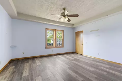 Living - 600 N Central Ave, Monett, MO 65708 photo 5 of 5