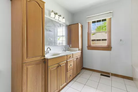 Bath - 600 N Central Ave, Monett, MO 65708 photo 1 of 3