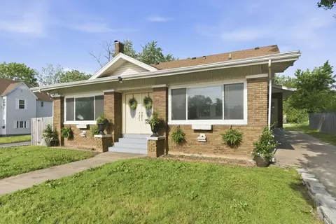 Exterior - 600 N Central Ave, Monett, MO 65708 photo 3 of 9