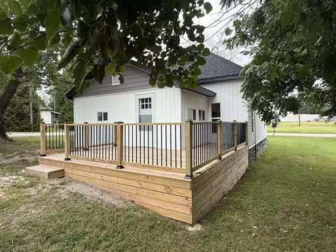 207 N Davis St, Miller, MO 65707 photo 6