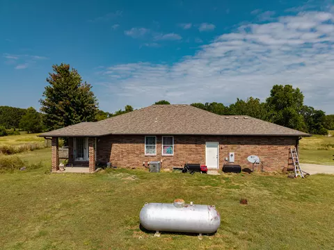 Exterior - 2088 State Highway Jj, Ozark, MO 65721 photo 3 of 9