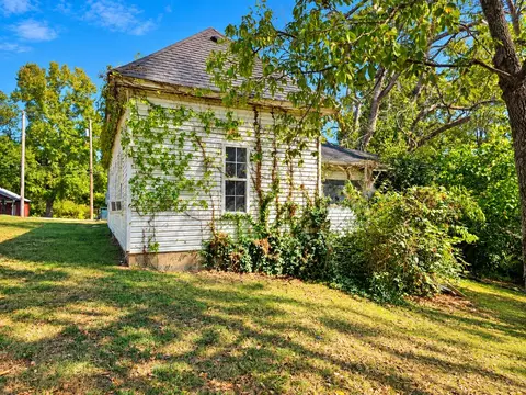 307 S Maple St, Galena, MO 65656 photo 3
