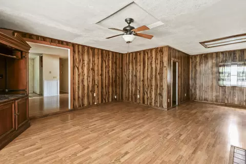 Living - 1261 W North St, Springfield, MO 65803 photo 8 of 10