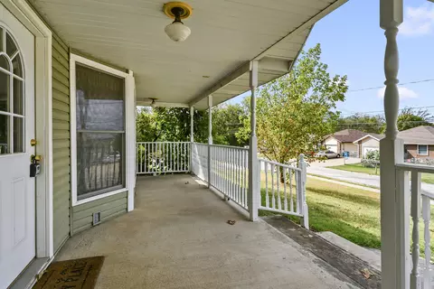 Exterior - 1261 W North St, Springfield, MO 65803 photo 3 of 6