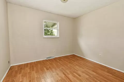 Bedroom - 1261 W North St, Springfield, MO 65803 photo 5 of 6