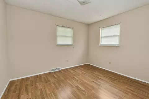 Bedroom - 1261 W North St, Springfield, MO 65803 photo 1 of 6