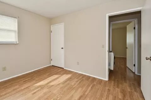 Bedroom - 1261 W North St, Springfield, MO 65803 photo 2 of 6