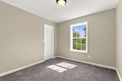 Bedroom - 2702 S 14th St, Ozark, MO 65721 photo 3 of 4