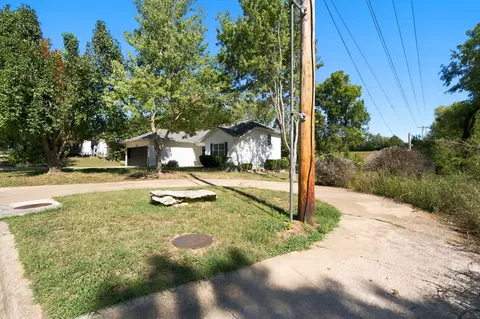Exterior - 2702 S 14th St, Ozark, MO 65721 photo 2 of 6