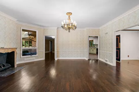 Dining - 3886 E Hawthorne Hill Ln, Springfield, MO 65809 photo 1 of 3