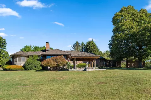 Exterior - 3886 E Hawthorne Hill Ln, Springfield, MO 65809 photo 18 of 27