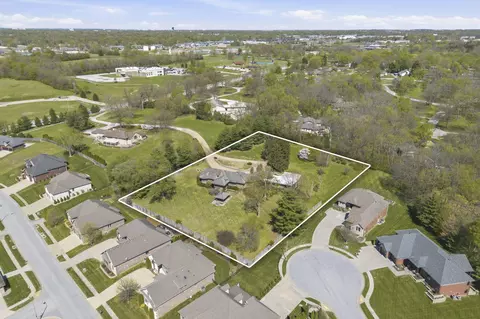 View/Area - 3886 E Hawthorne Hill Ln, Springfield, MO 65809 photo 4 of 8