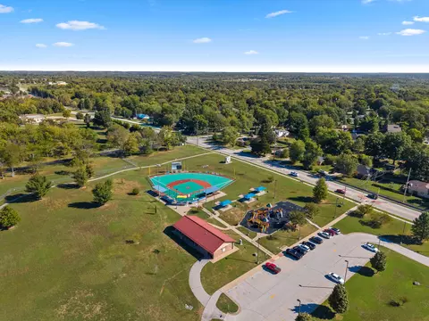 View/Area - 3886 E Hawthorne Hill Ln, Springfield, MO 65809 photo 7 of 8