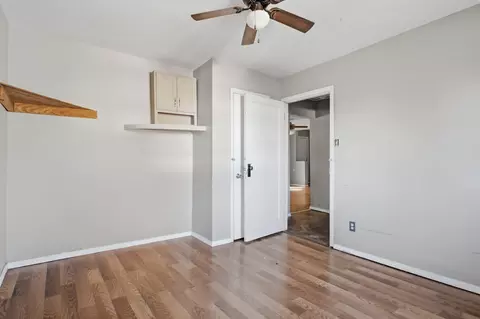 Bedroom - 1405 W Benton St, Buffalo, MO 65622 photo 2 of 4
