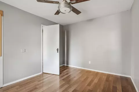 Bedroom - 1405 W Benton St, Buffalo, MO 65622 photo 3 of 4
