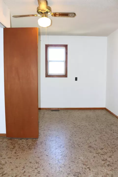 Bedroom - 232 E Miller St, Mansfield, MO 65704 photo 4 of 4