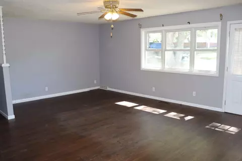 Living - 232 E Miller St, Mansfield, MO 65704 photo 1 of 2