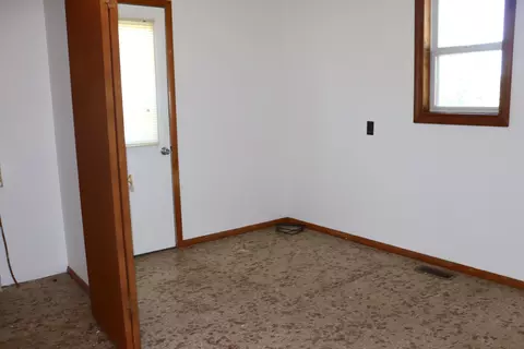 Bedroom - 232 E Miller St, Mansfield, MO 65704 photo 3 of 4