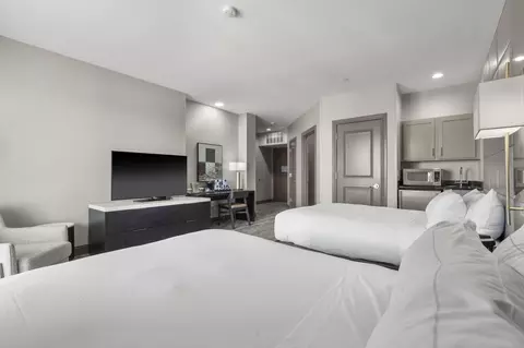 Bedroom - 2515 A Branson Landing Blvd, Branson, MO 65616 photo 6 of 15