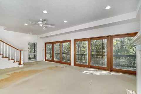 Living - 706 S Pearson Dr, Springfield, MO 65809 photo 12 of 13