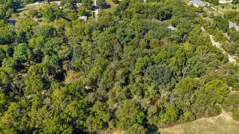 View/Area - 706 S Pearson Dr, Springfield, MO 65809 photo 7 of 8