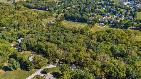 View/Area - 706 S Pearson Dr, Springfield, MO 65809 photo 5 of 8