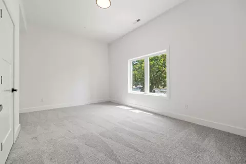 Bedroom - 34 Beech Dr #36, Reeds Spring, MO 65737 photo 7 of 10