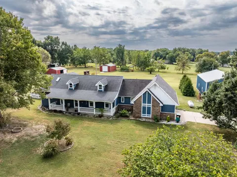 2704 W Sharon Dr, Ozark, MO 65721