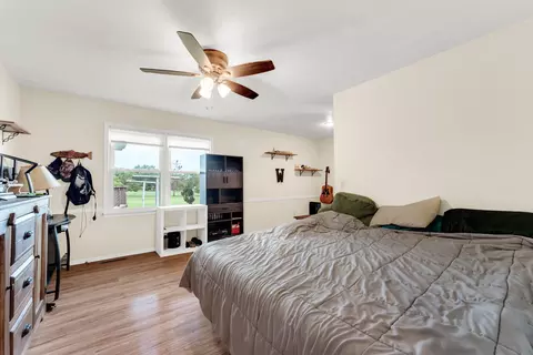 Bedroom - 2704 W Sharon Dr, Ozark, MO 65721 photo 3 of 6