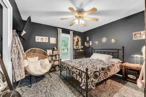 Bedroom - 2704 W Sharon Dr, Ozark, MO 65721 photo 1 of 6