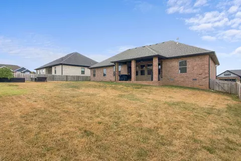 Exterior - 1215 W Sage Ct, Springfield, MO 65810 photo 4 of 8