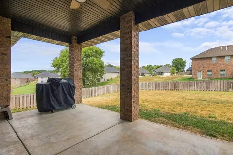 Exterior - 1215 W Sage Ct, Springfield, MO 65810 photo 6 of 8