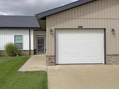 885 W Logan St # E, Rogersville, MO 65742