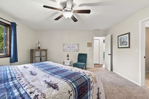 Bedroom - 620 Parnell Cir, Branson, MO 65616 photo 2 of 7