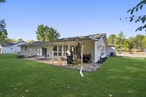 Exterior - 620 Parnell Cir, Branson, MO 65616 photo 9 of 20