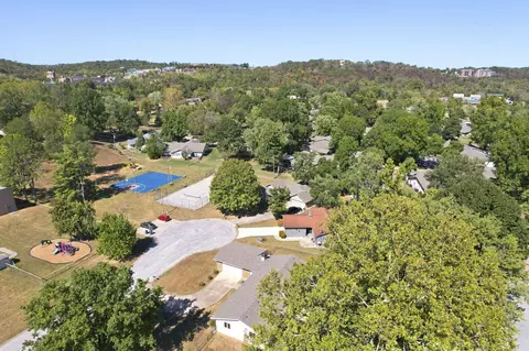 View/Area - 620 Parnell Cir, Branson, MO 65616 photo 4 of 16
