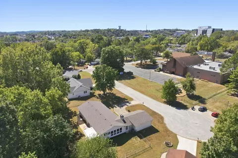 View/Area - 620 Parnell Cir, Branson, MO 65616 photo 3 of 16