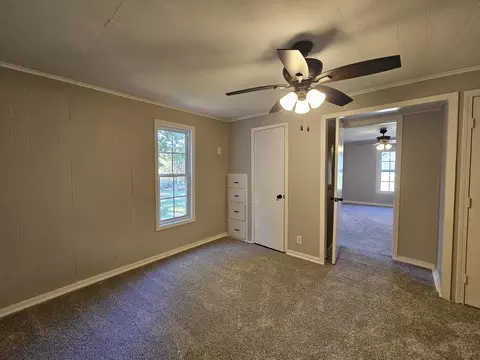 Bedroom - 20861 Lawrence 2108, Mount Vernon, MO 65712 photo 2 of 3