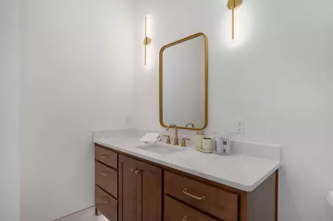 Bath - 6019 S Dollison Ave, Springfield, MO 65810 photo 6 of 11
