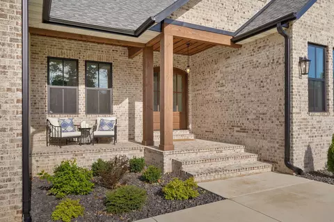 Exterior - 6019 S Dollison Ave, Springfield, MO 65810 photo 3 of 9