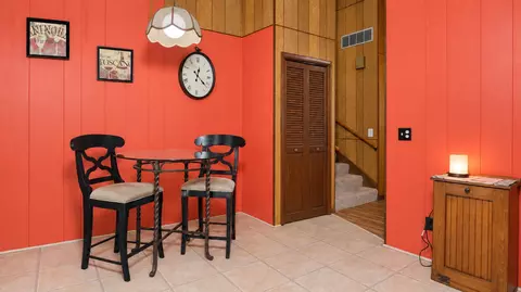 Dining - 205 N 5th St, Thayer, MO 65791 photo 1 of 1
