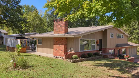 Exterior - 205 N 5th St, Thayer, MO 65791 photo 3 of 9
