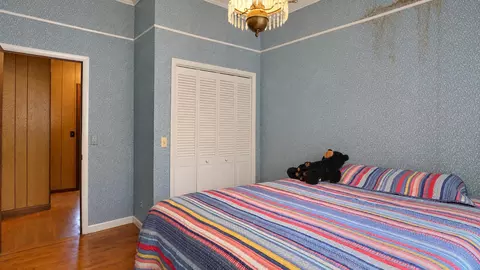 Bedroom - 205 N 5th St, Thayer, MO 65791 photo 3 of 6
