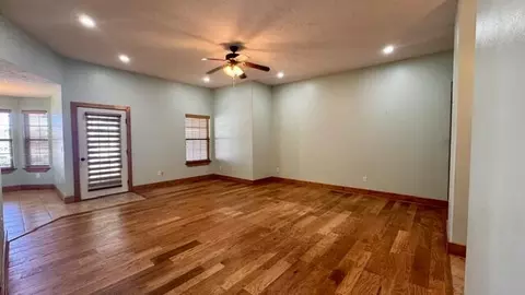 Living - 307 E Jamestown Dr, Clinton, MO 64735 photo 1 of 3